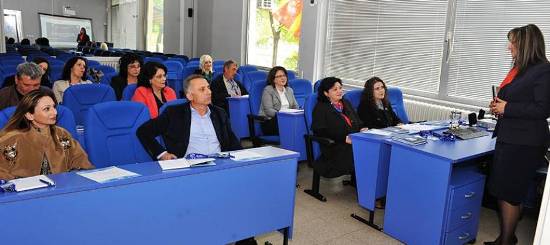 Претставници од гимназијата присуствуваа на обука „Менаџментот на човечки ресурси во образовните институции”