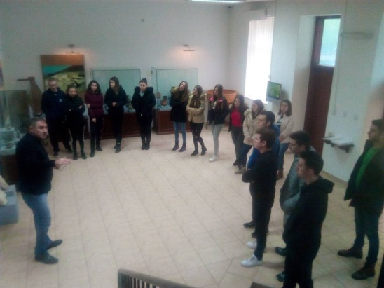 Ученици од III година во посета на Музејот на град Кавадарци