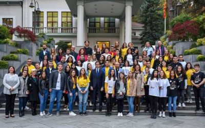 Учениците од Гимназијата – гости кај Претседателот Пендаровски